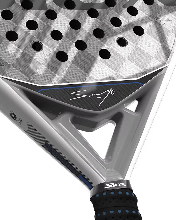 Siux Diablo Revolution II Sanyo Pro Padel Racket